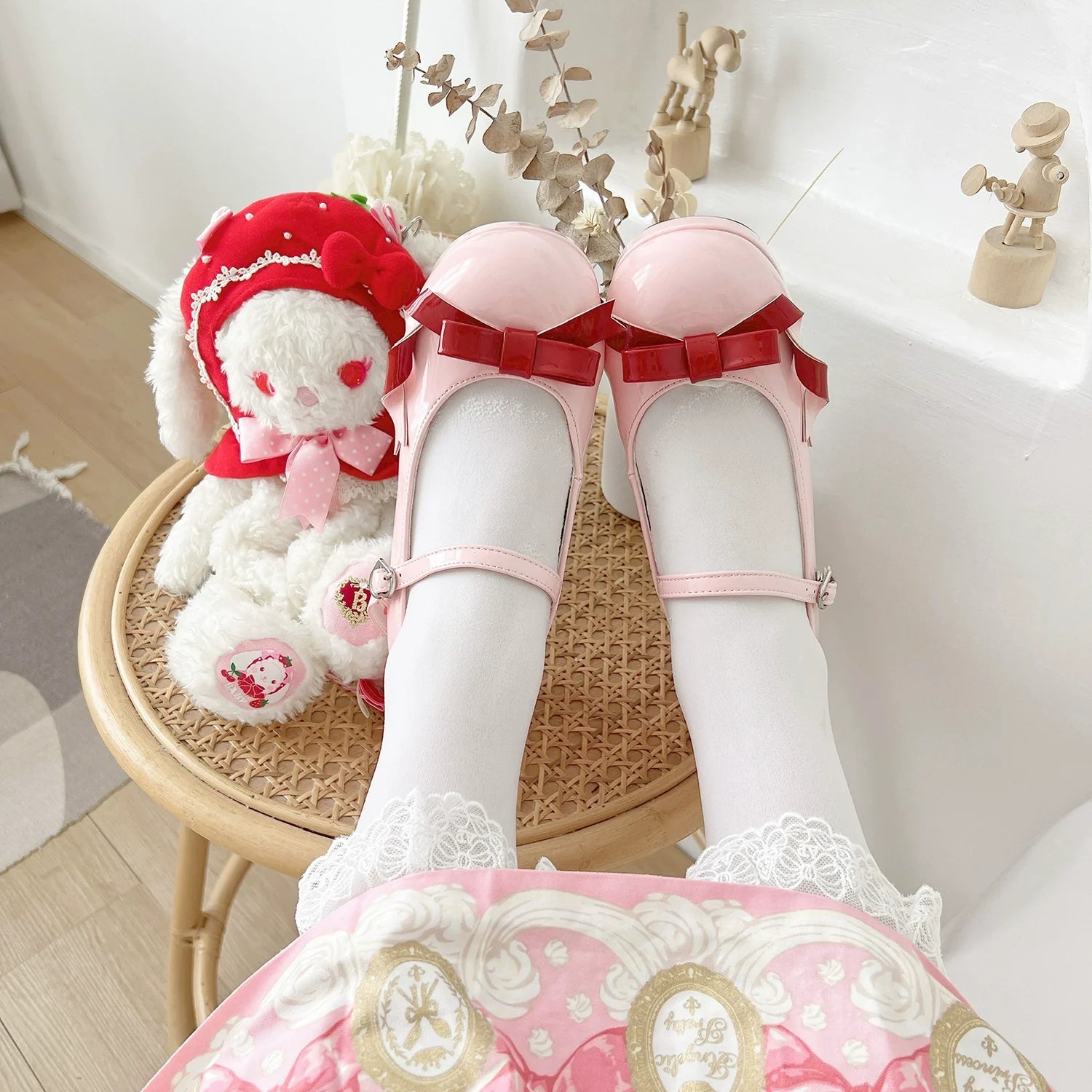 Dolly Doll - Lovers' Gift - Round Toe Middle Heel Mary Jane Lolita Shoes