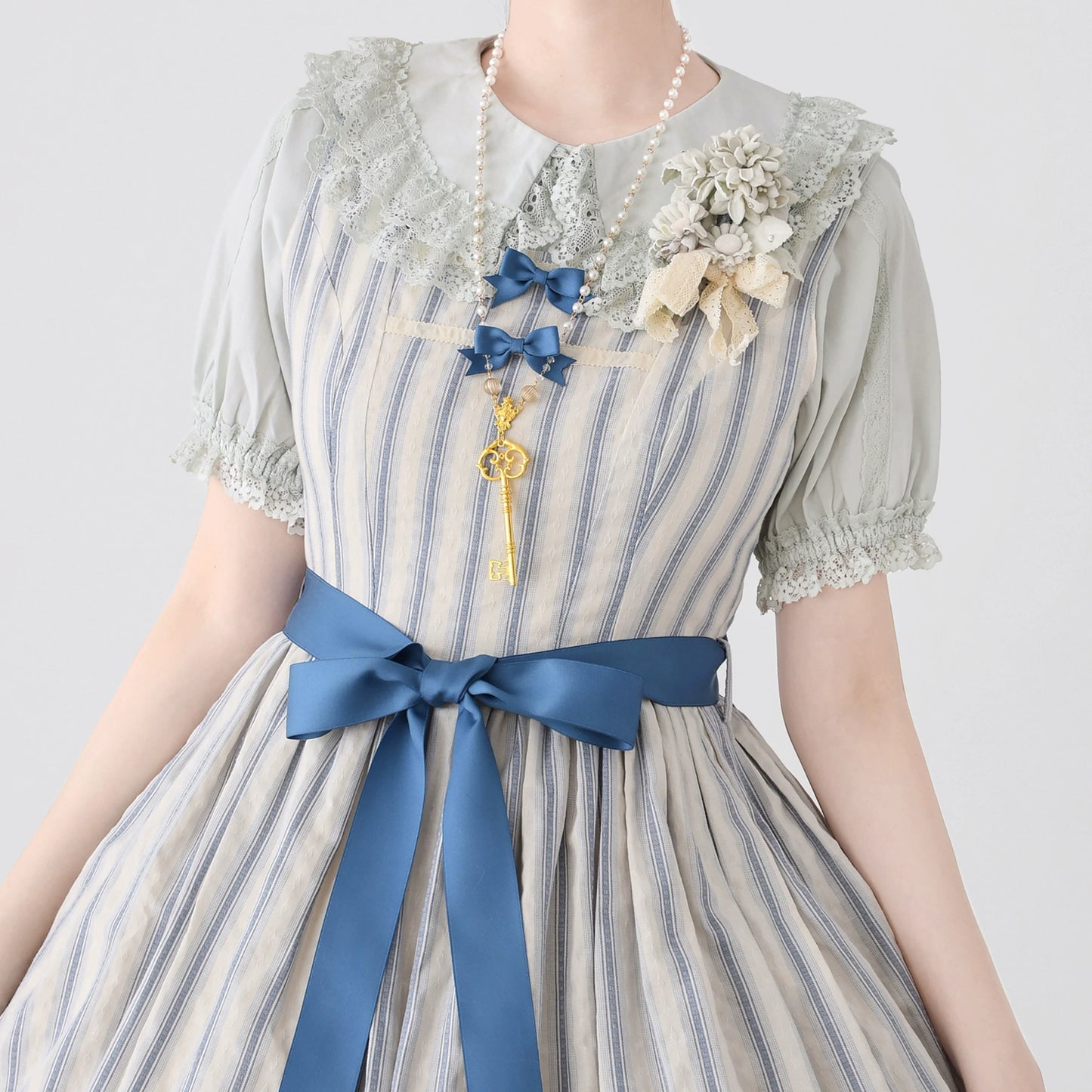 MIST - Hyde Garden - Cotton Lolita Blouse Puff Short Sleeve Shirt