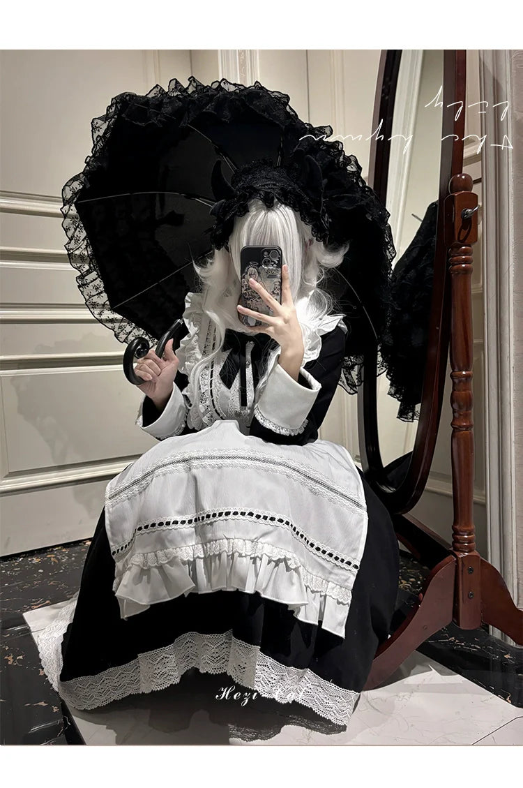 Hezi's Cat Haven - Black Cat Butler - Maid Lolita OP Dress Elegant Black and White Dress