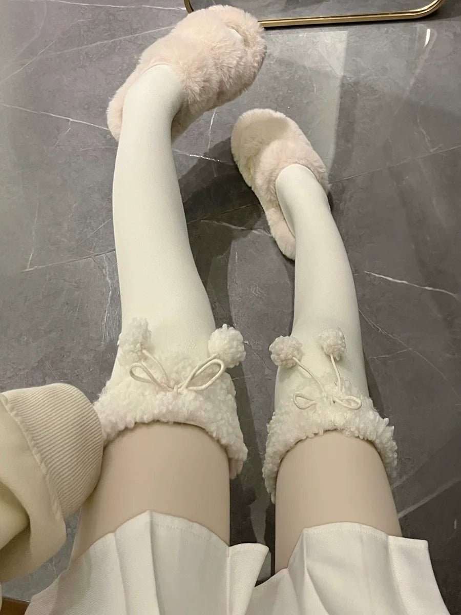 Hua Nai cat - Kawaii Winter Lolita Stockings Fuzzy Trim Furball Over-knee Socks