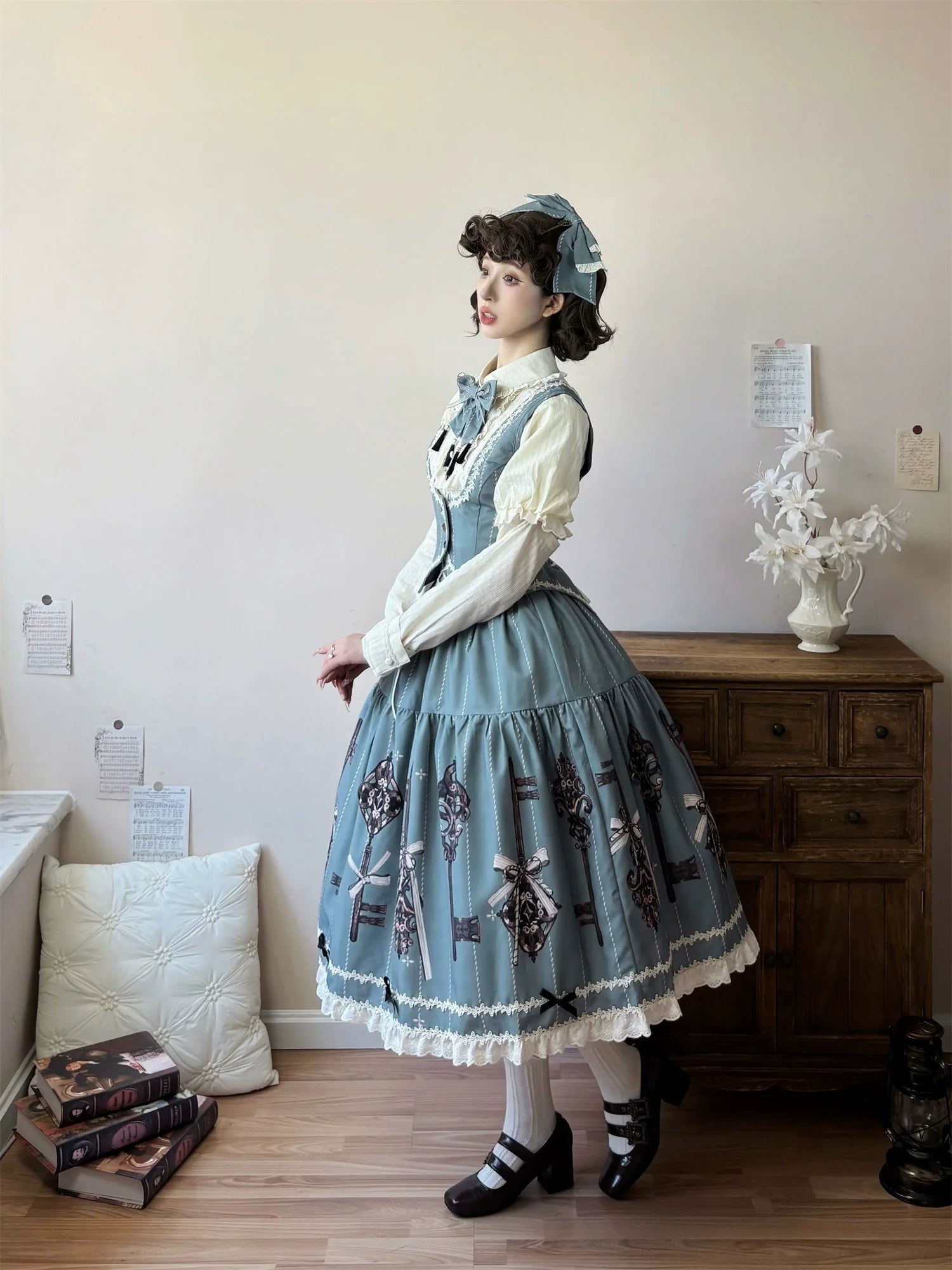 Uncle's Workshop - Secret Key - Classic Lolita Dress Suit, Key Print