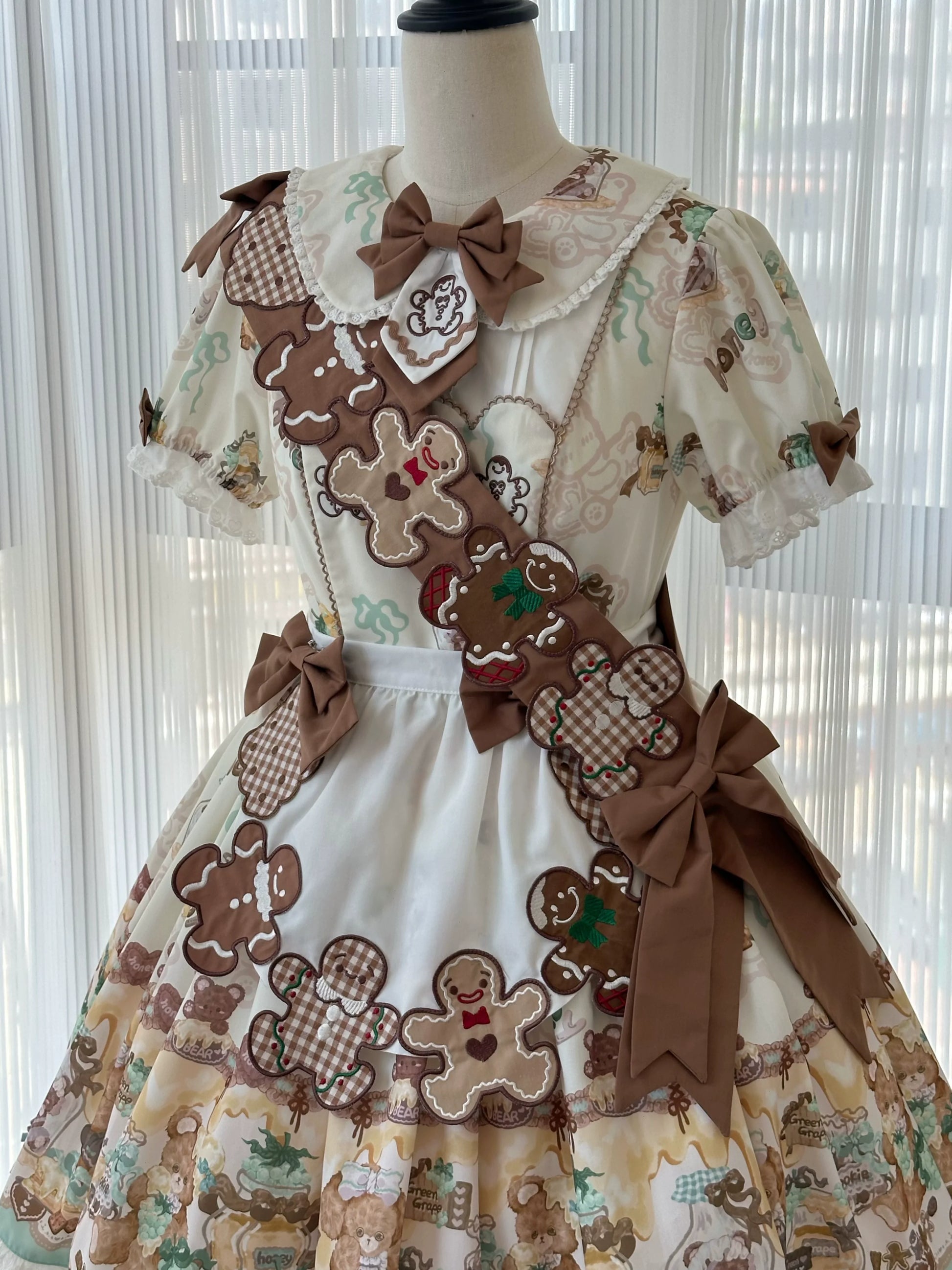 Babyblue - Bear Honey - Sweet Lolita Accessory Gingerbread Man Design