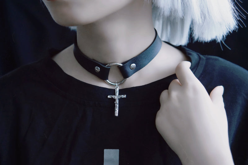 Strange Sugar - Gothic Lolita Cross Leather Choker