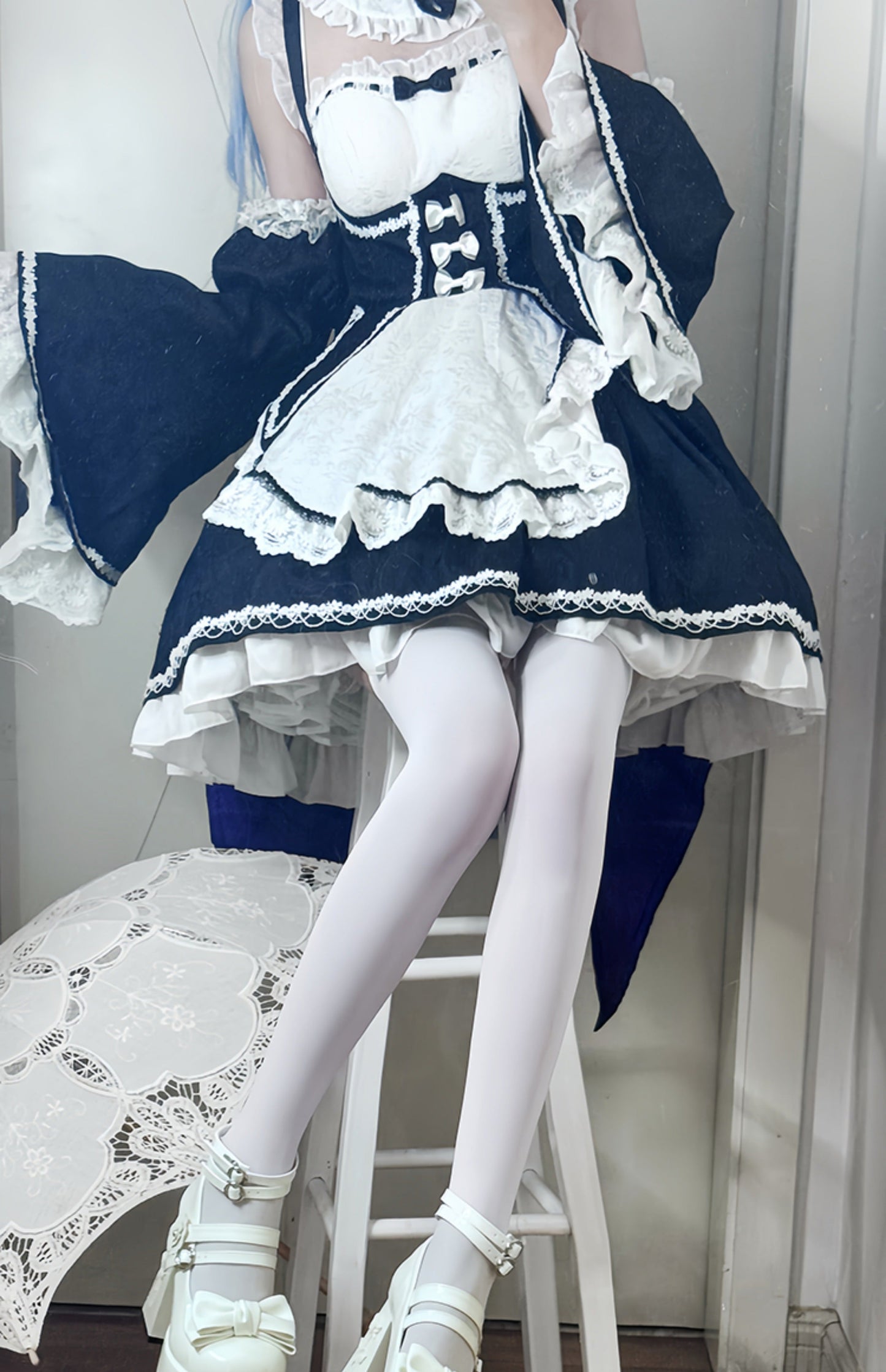 Dreamland - 11 cm Sweet Lolita Shoes with High Platform & Rose Print Heel