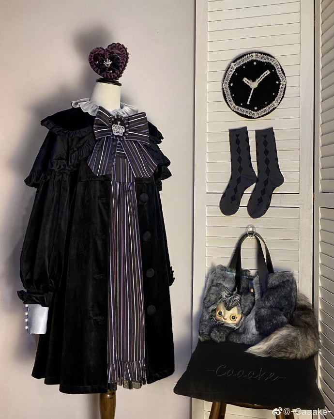 Dark Star Island - Winter Lolita Cape Velvet Antique Lolita Coat