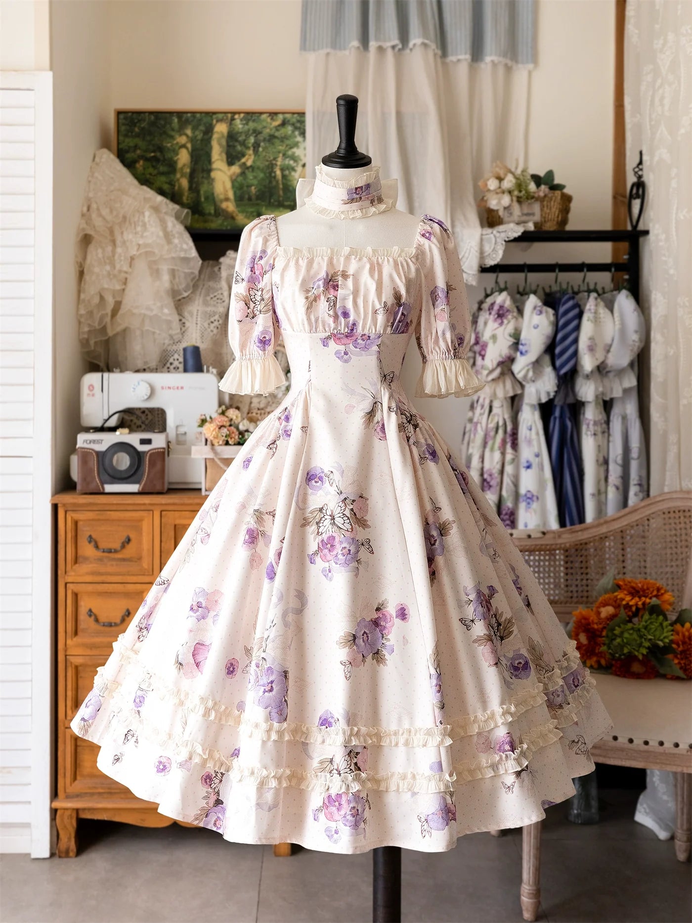 Forest Wardrobe - Forest Basket - Classic Lolita OP Dress Floral Print
