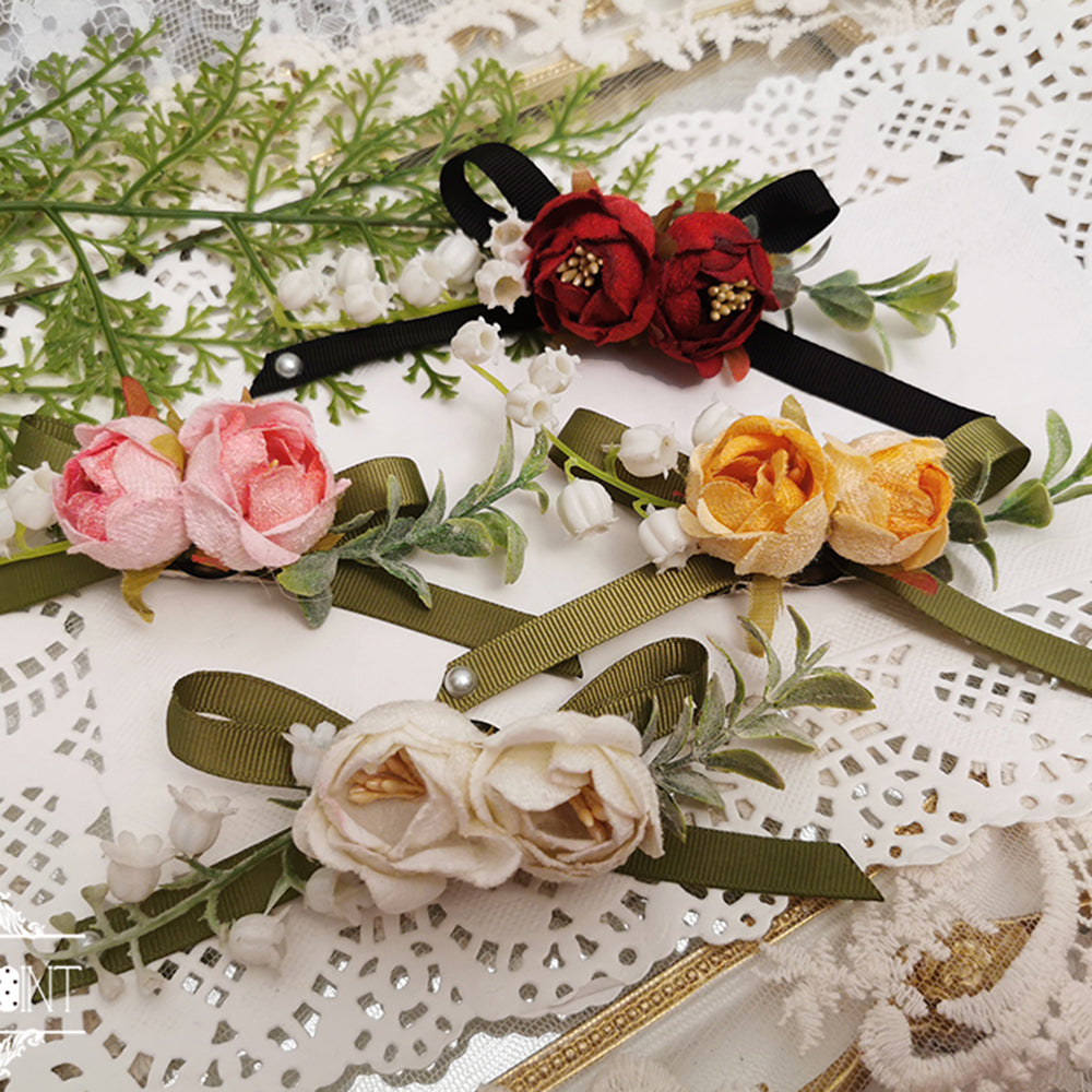 Miss Point - The Sally Gardens - Elegant Lolita Lace Choker and Brooch