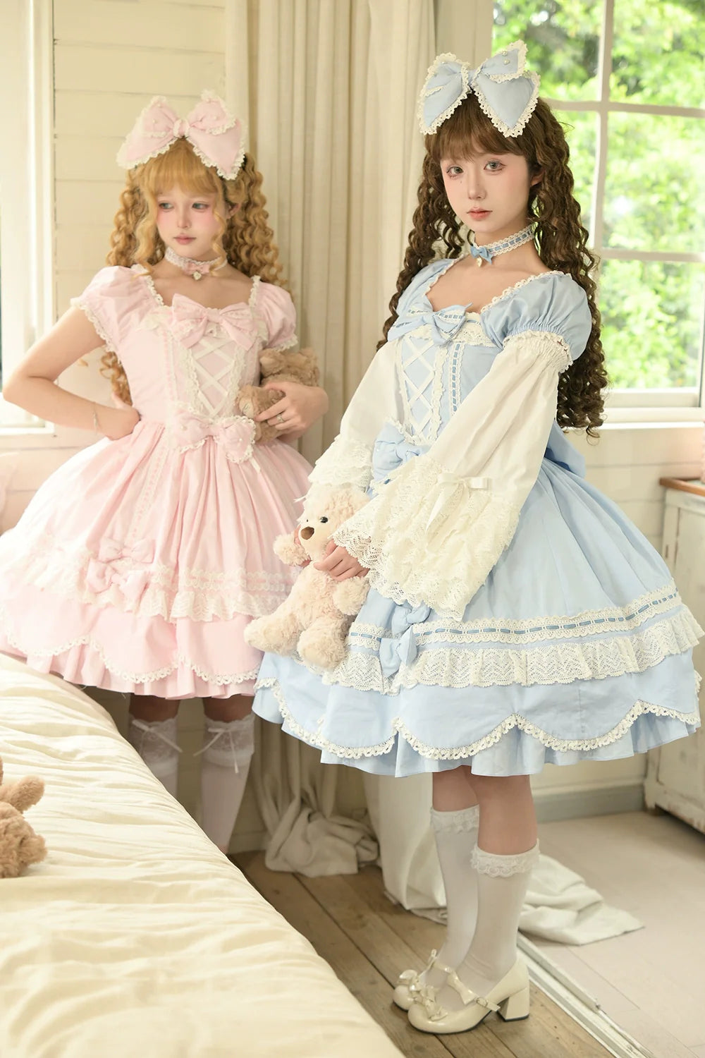 Miss Point - Vintage Petal Rabbit - Old School Lolita OP Cotton Dress With Petal-Shaped Hem