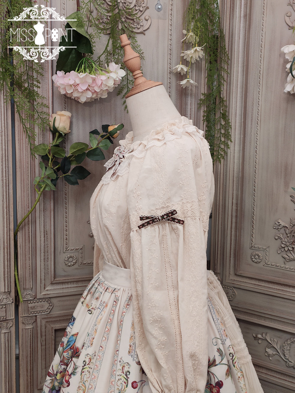 Miss Point - Rich Hymn - Lolita Bavarian Cotton Embroidered Blouse