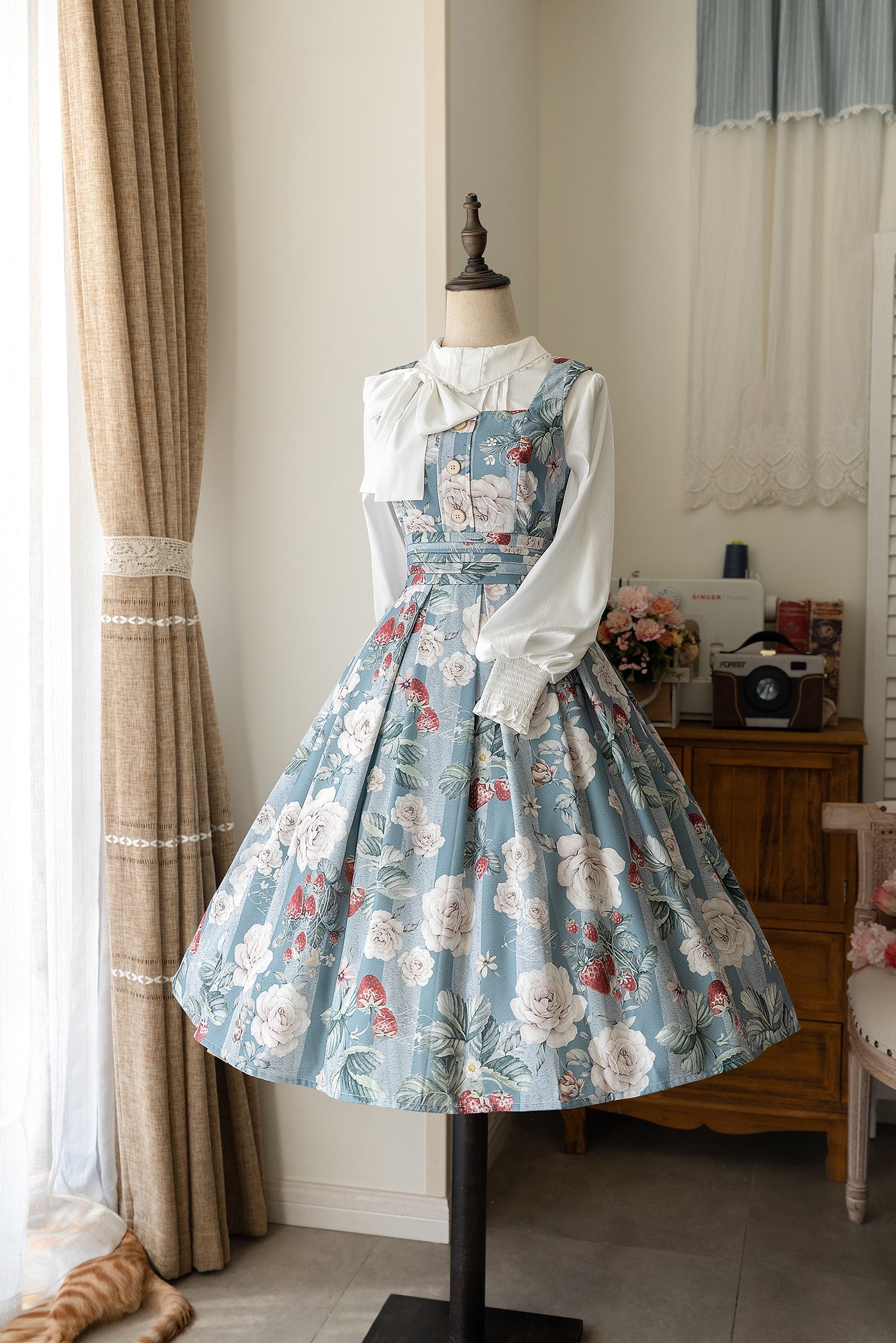 Forest Wardrobe - Basket of the Forest 2.0 - Flower Classic Dress