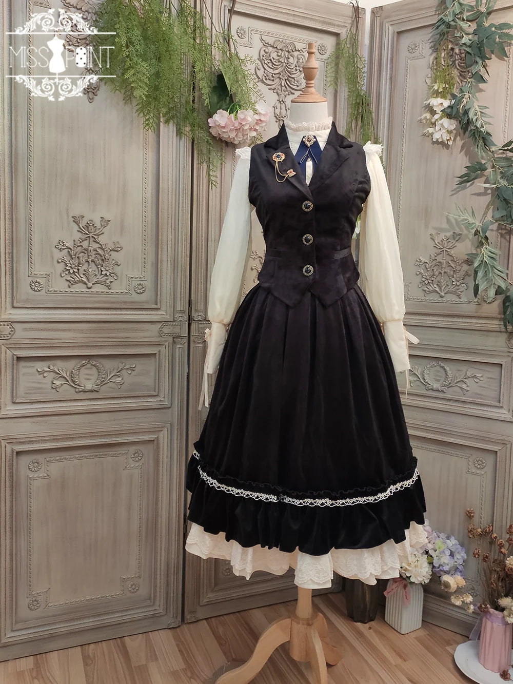 Miss Point - Rose Doll - Retro Lolita Vest Velvet Lolita Waistcoat