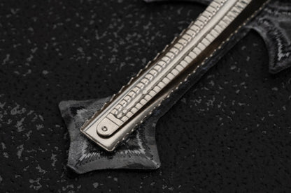 Strange Sugar - Gothic Lolita Cross Shaped Hair Clips