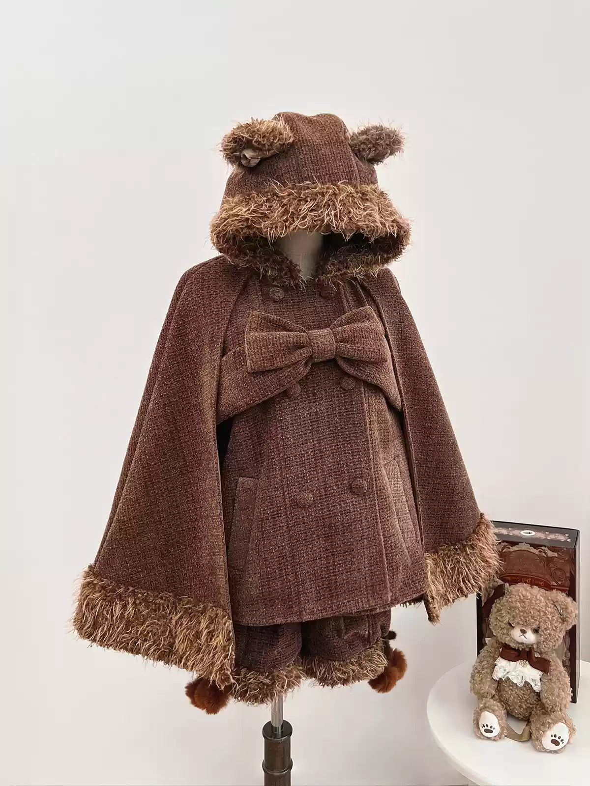 Tan Tuan - Rabbit & Bear - Winter Kawaii Lolita Cape and Shorts
