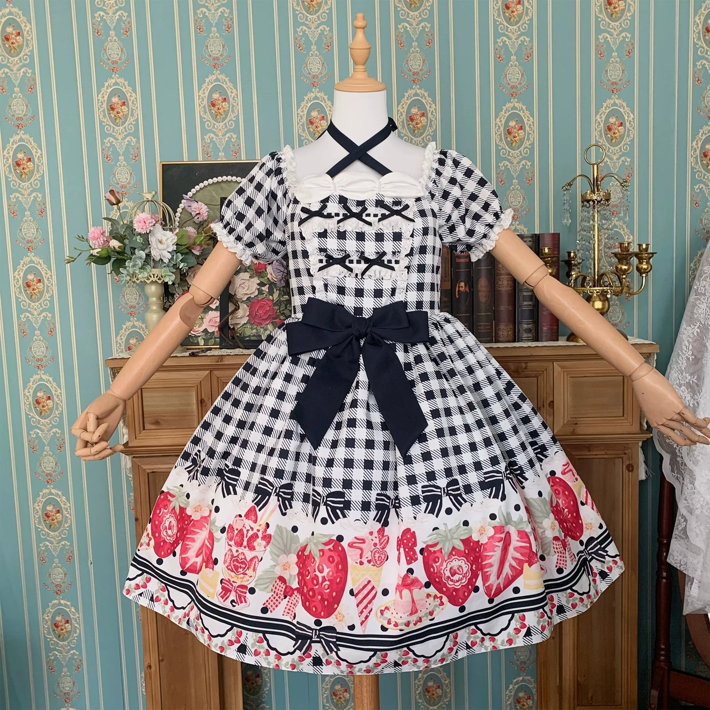 Chubby Cat Diary - Gingham Strawberry - Plus Size Country Lolita OP Dress