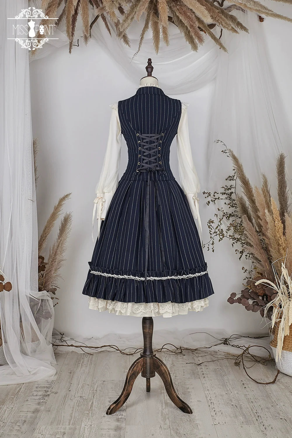 Miss Point - Rose Doll - Elegant Lolita Striped Fishbone Skirt