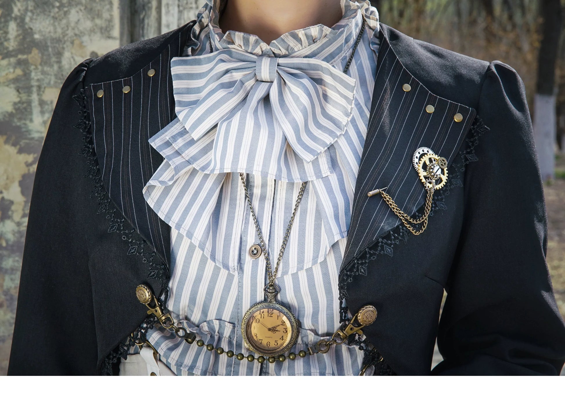 Mr. Yi's Steam Continent - Gothic Lolita Cardigan Long Sleeve Black Short Jacket