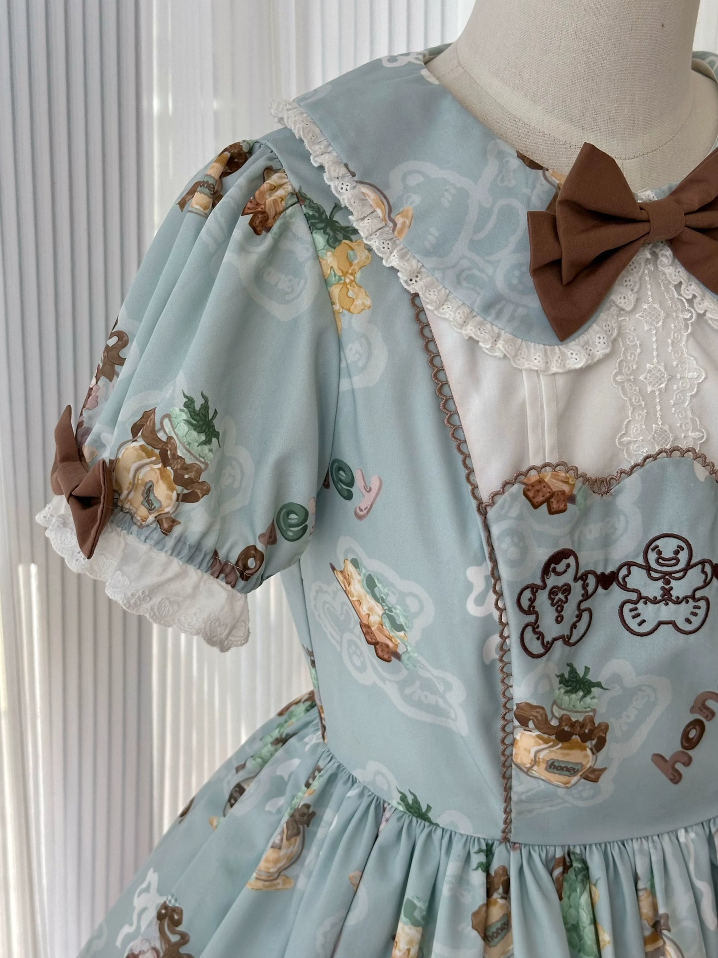 Babyblue - Little Bear Honey Jar - Kawaii Lolita Short Sleeve OP Gingerbread Man Embroidered Dress