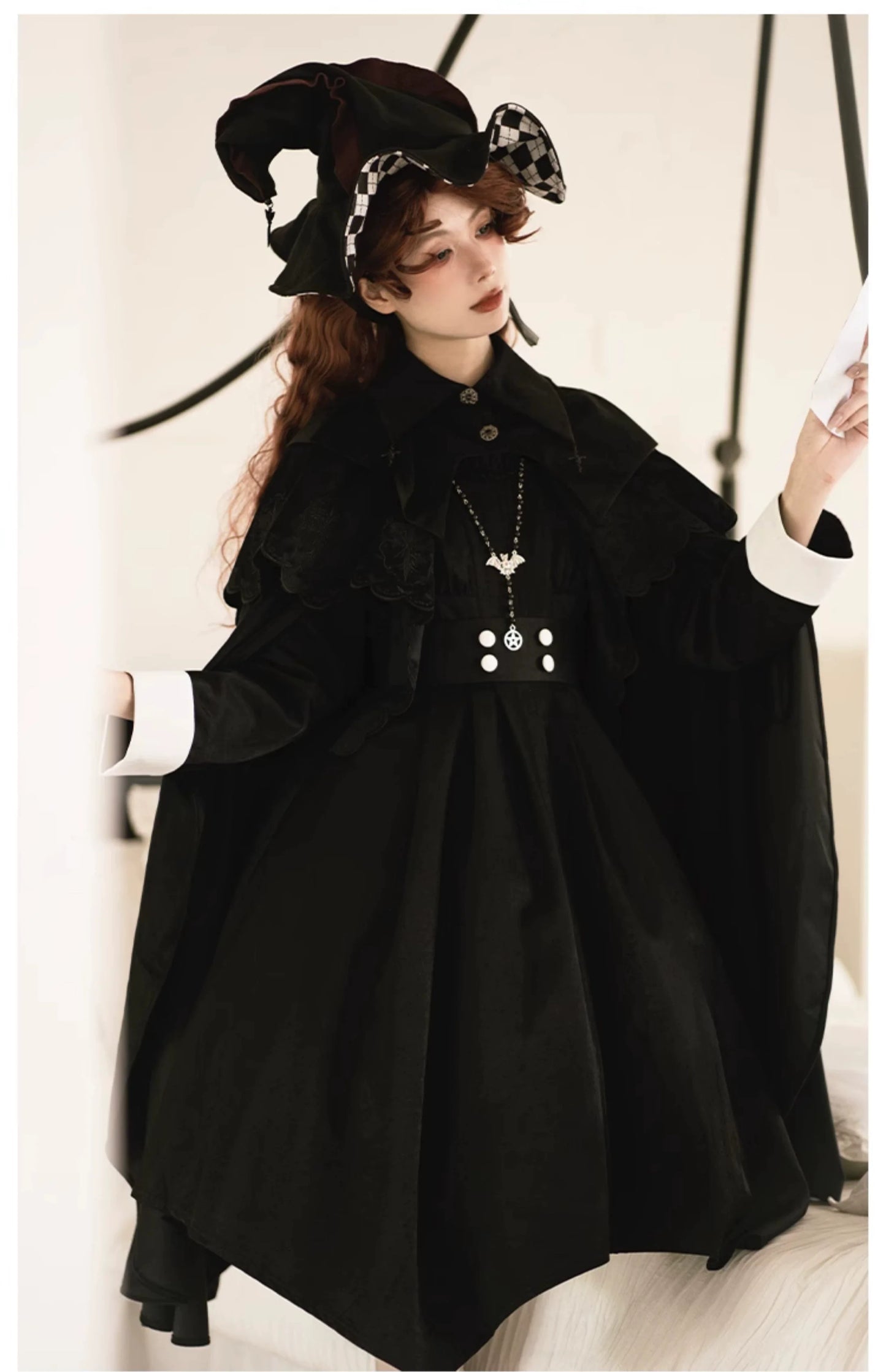 With Puji - Pilgrim - Black Gothic Lolita Cape, Detachable 2-Piece