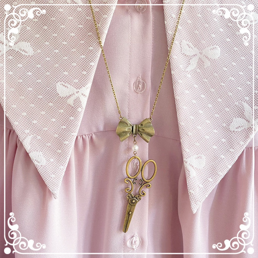 Halloween Alice - Vintage Lolita Bow-Scissors Shaped Necklace