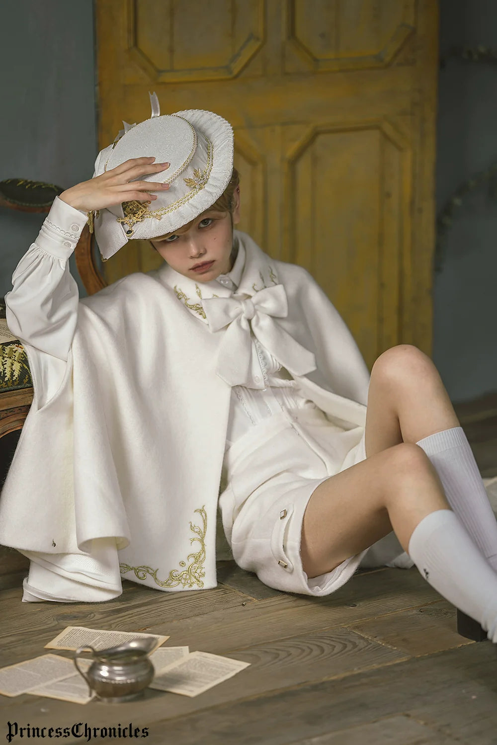 Princess Chronicles - Medieval Ouji Lolita Embroidered Cape