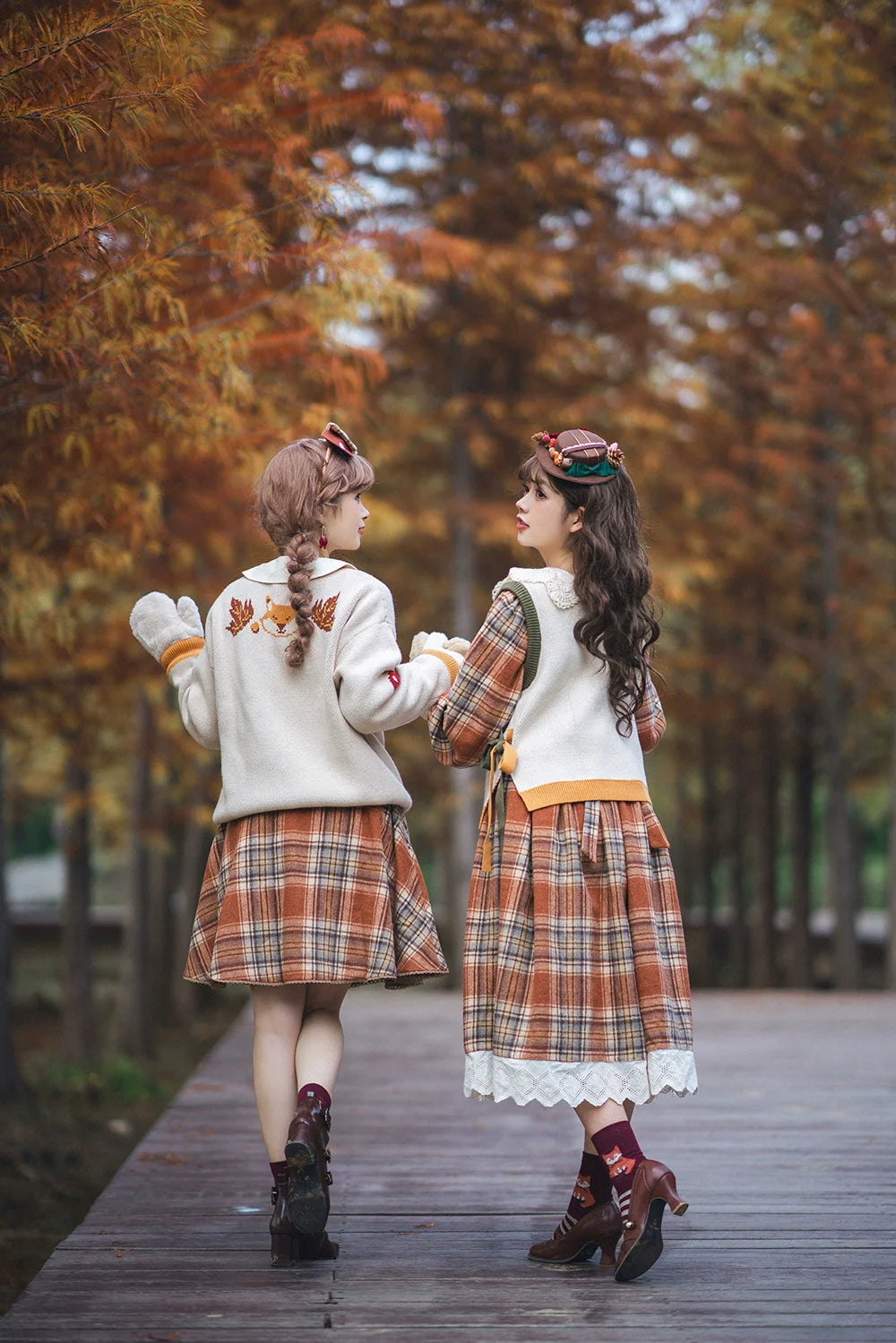 Miss Point - Chubby Fox in the Forest - Kawaii Lolita Vest Customized Lolita Sweater