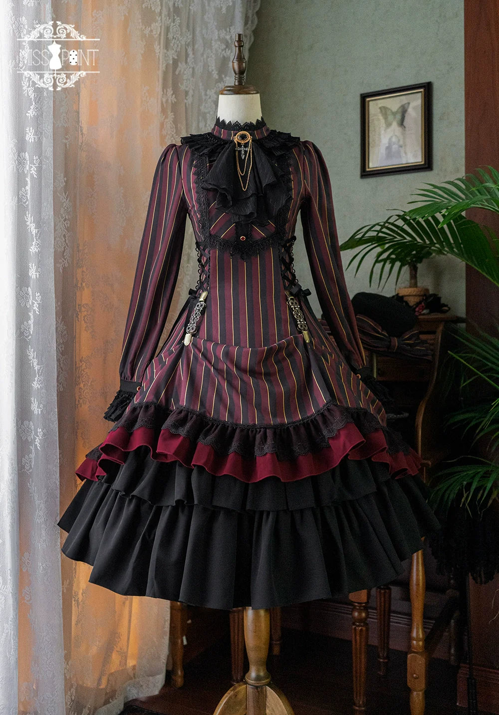 Miss Point - Perintz Manor - Gothic Lolita OP Long Sleeve Retro Lolita Dress