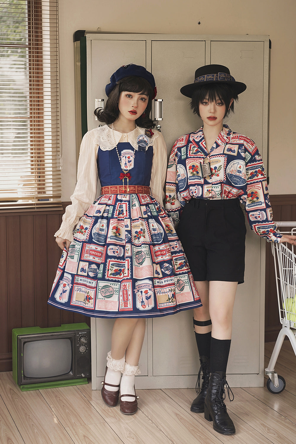 Miss Point - Strawberry Rose - Vintage American Casual Lolita Jumper Dress