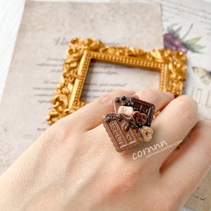 Cornnn - Handcrafted Mini Chocolate Sauce Cookie Adjustable Ring