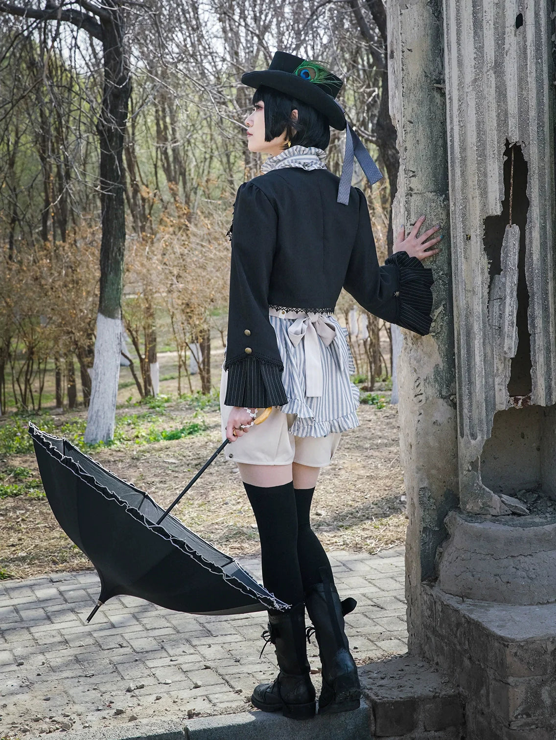 Mr. Yi's Steam Continent - Gothic Lolita Cardigan Long Sleeve Black Short Jacket