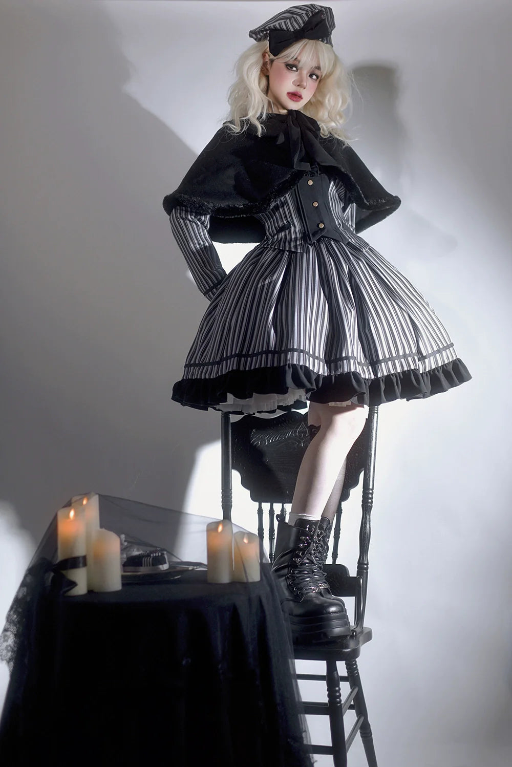 Miss Point - Classical Chocolate - Winter Classic Lolita Cape with Sweet Perter-pan Collar