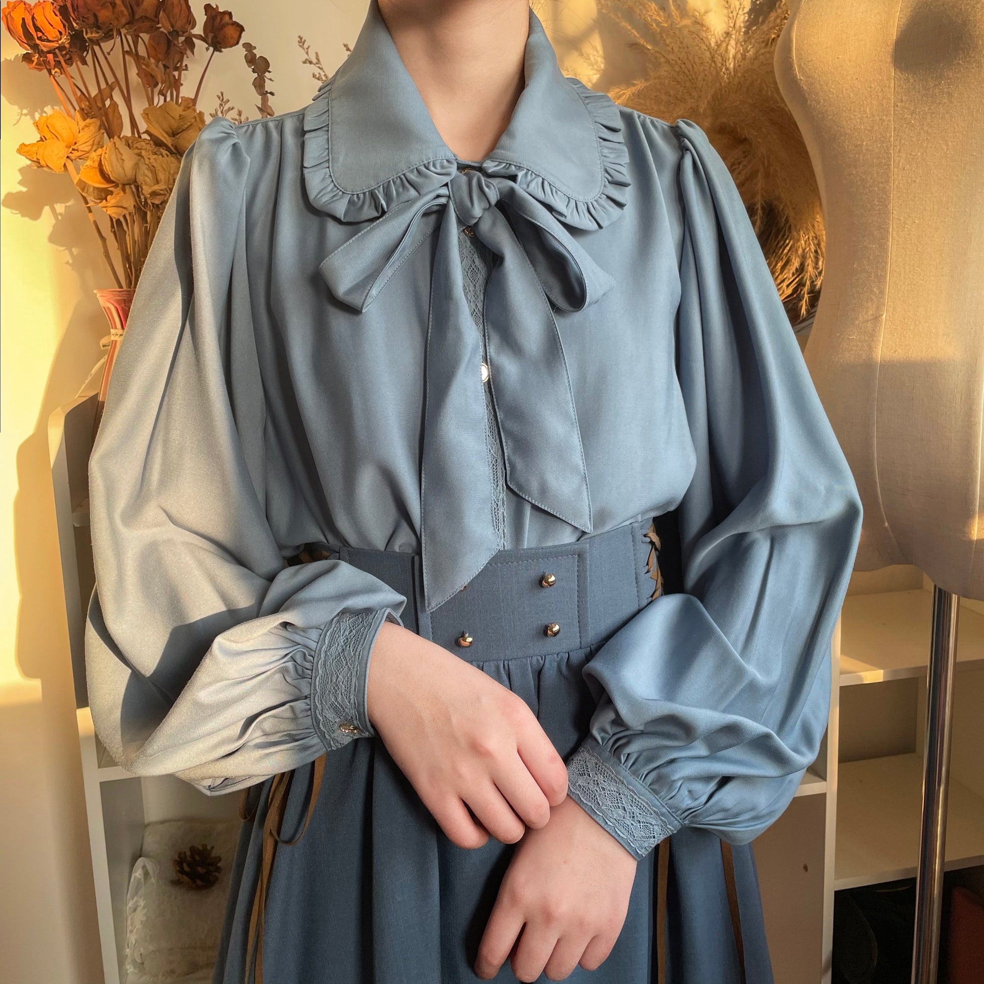 YuanSu - Mayer's Whisper - Vintage Lolita Large Sleeve Blouse