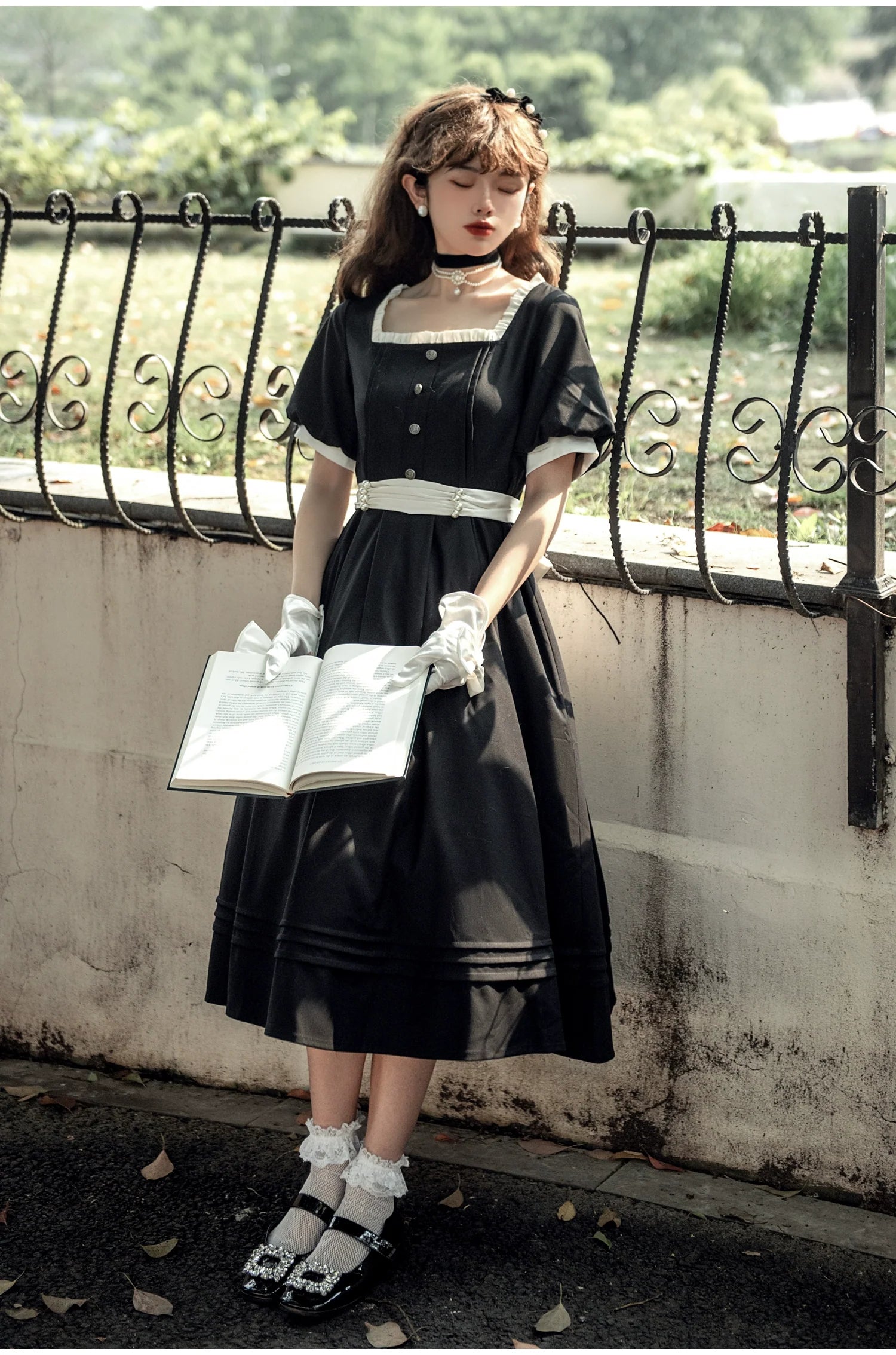 HuTaoMuJK - Thoughts - Vintage Lolita OP Dress Square Neckline Black Lolita Dress