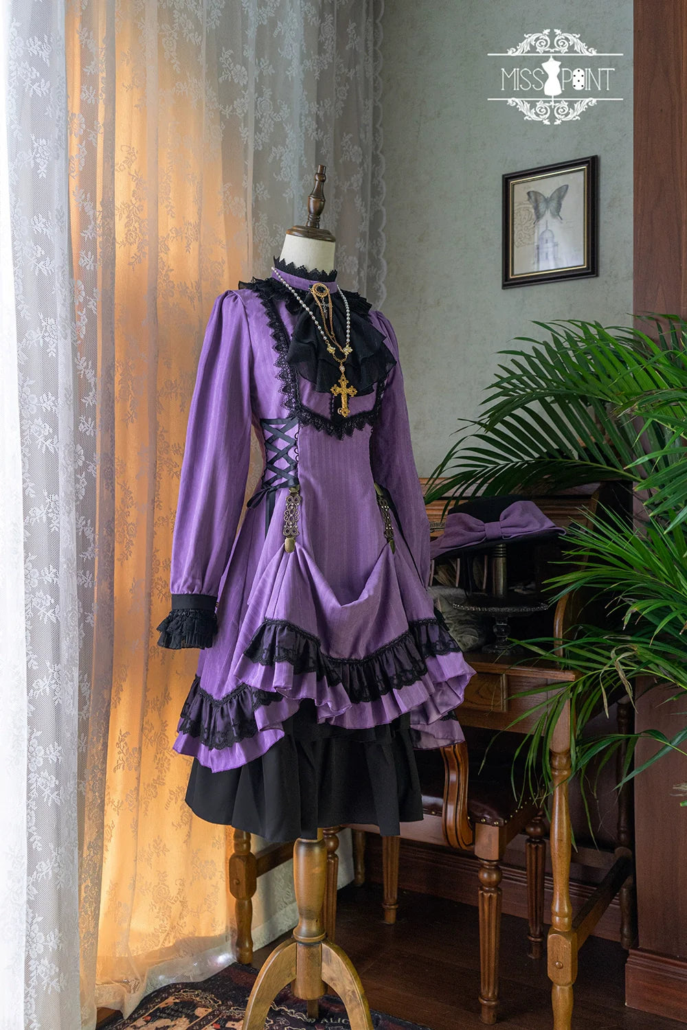 Miss Point - Perintz Manor - Gothic Lolita OP Long Sleeve Retro Lolita Dress