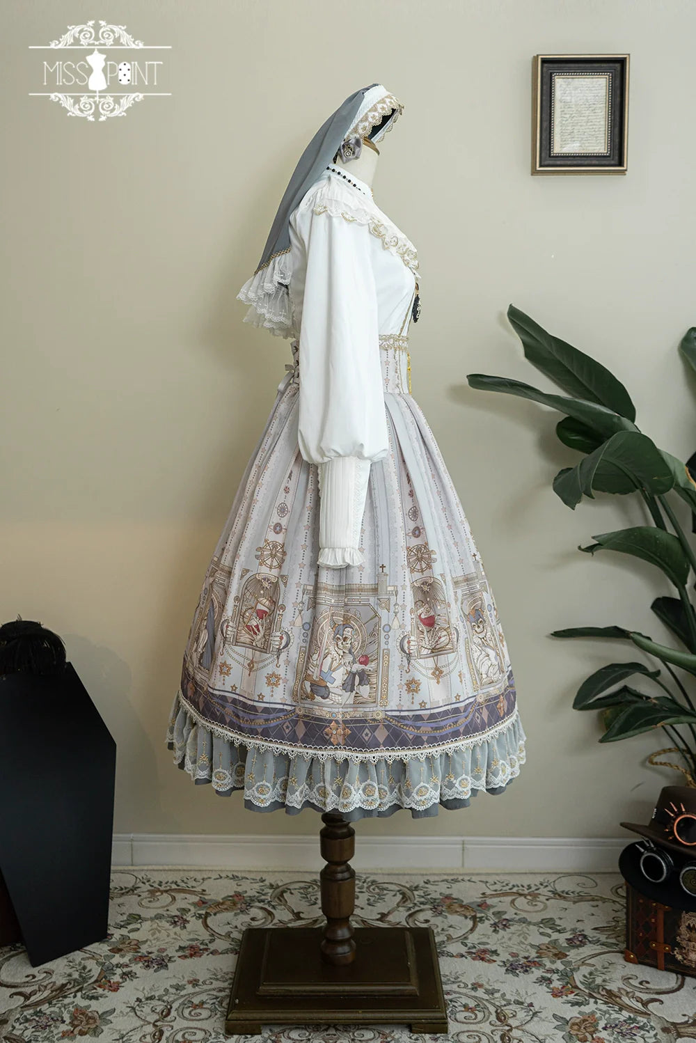 Miss Point - Demon Hunting Notes - Fishbone Gothic Lolita Skirt