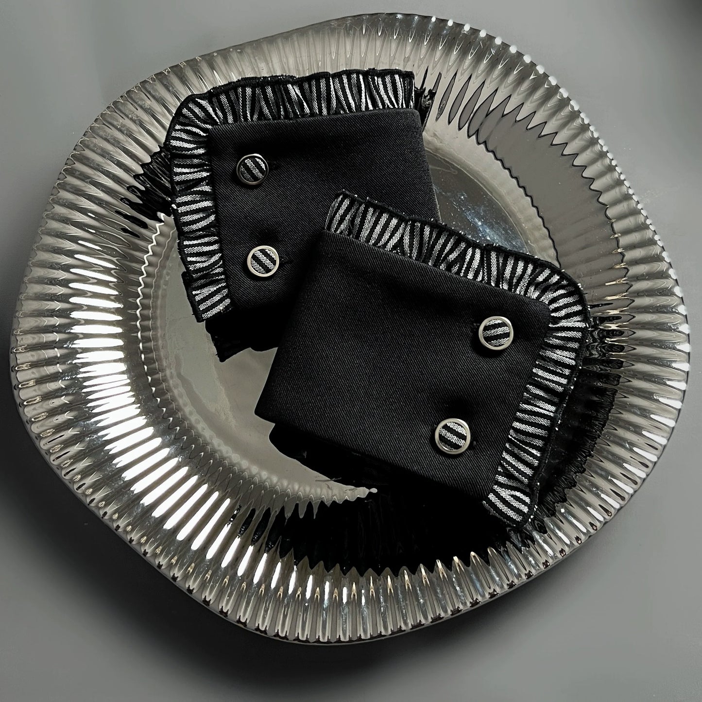 Alice Girl - Lolita Potion - Gothic Lolita Cuffs and Embroidered Badge