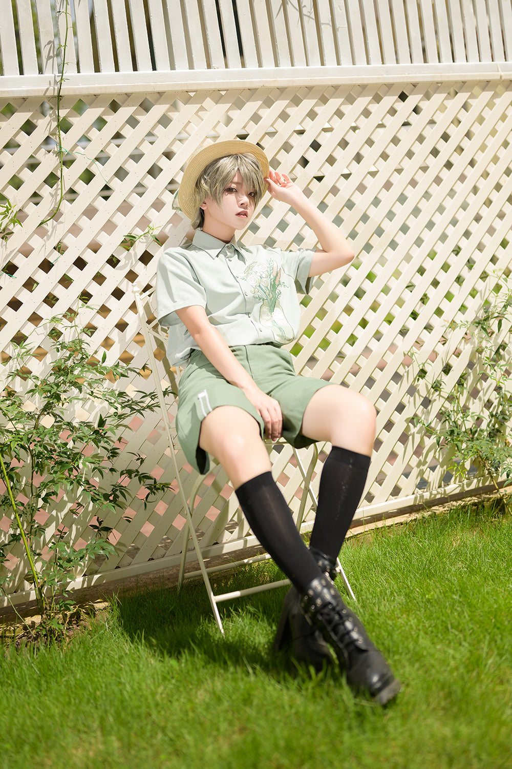 Princess Chronicles - Limited Flowering Time - Retro Green Flower Embroidery Shirt