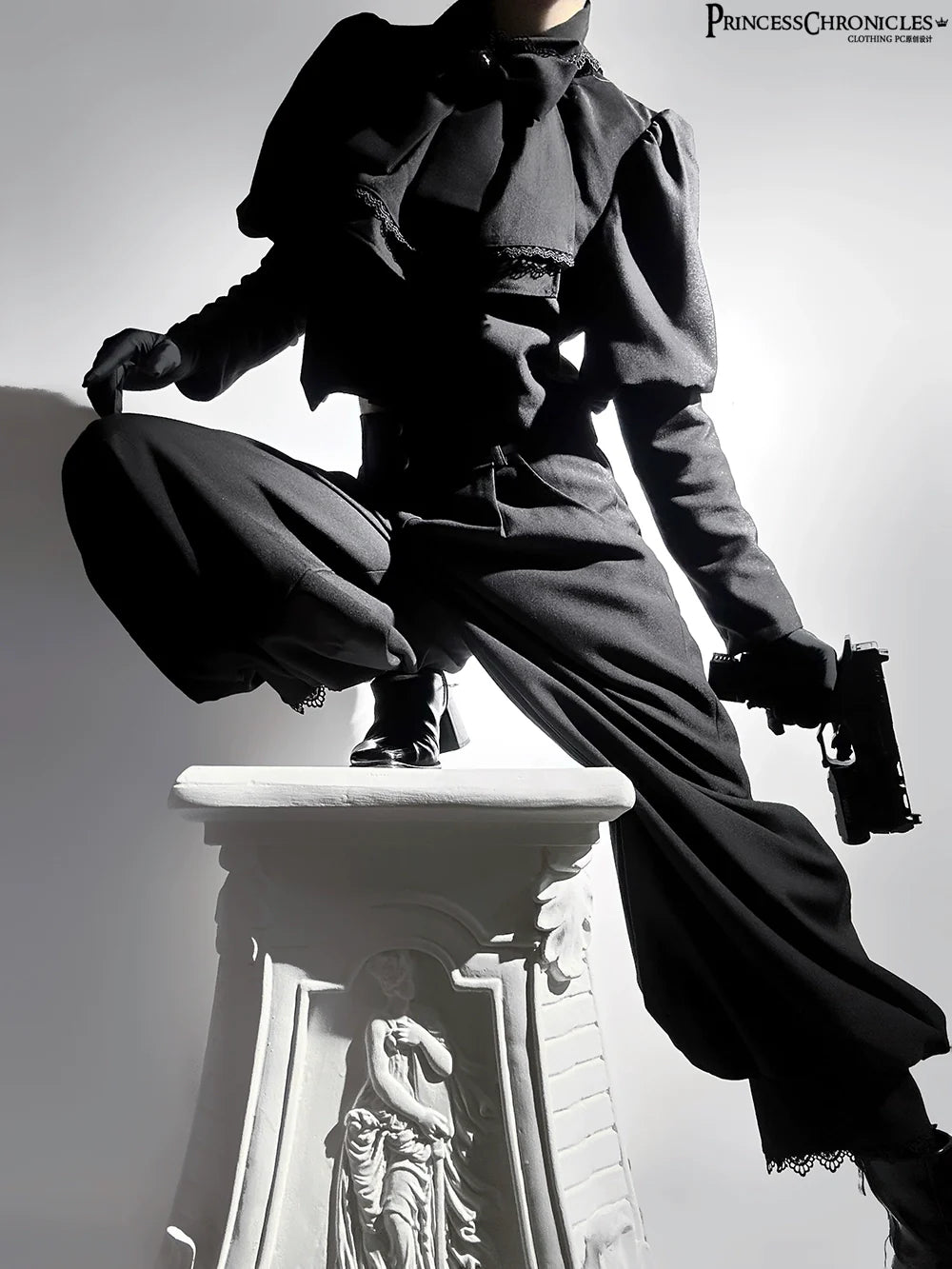 Princess Chronicles - Sorcerer's law - Retro Gothic Lolita Coat Black Ninth Pants