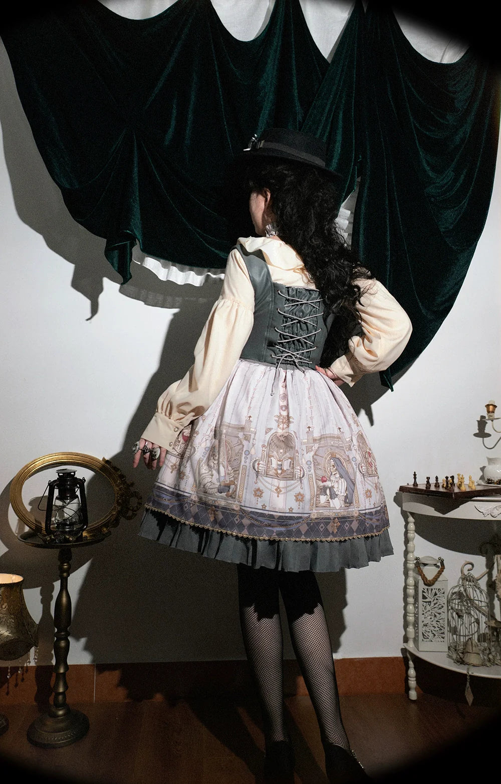 Miss Point - Demon Hunting Notes - Gothic Lolita Cross Print Short Skirt