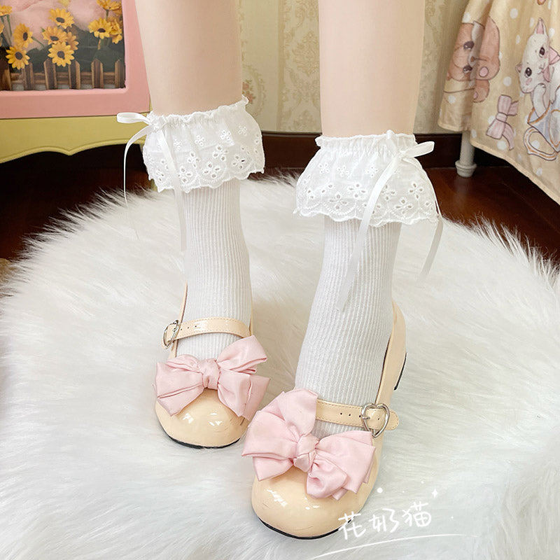Hua Nai Cat - Sweet Cotton Lolita Socks Mid-Calf Socks with Lace and Bow