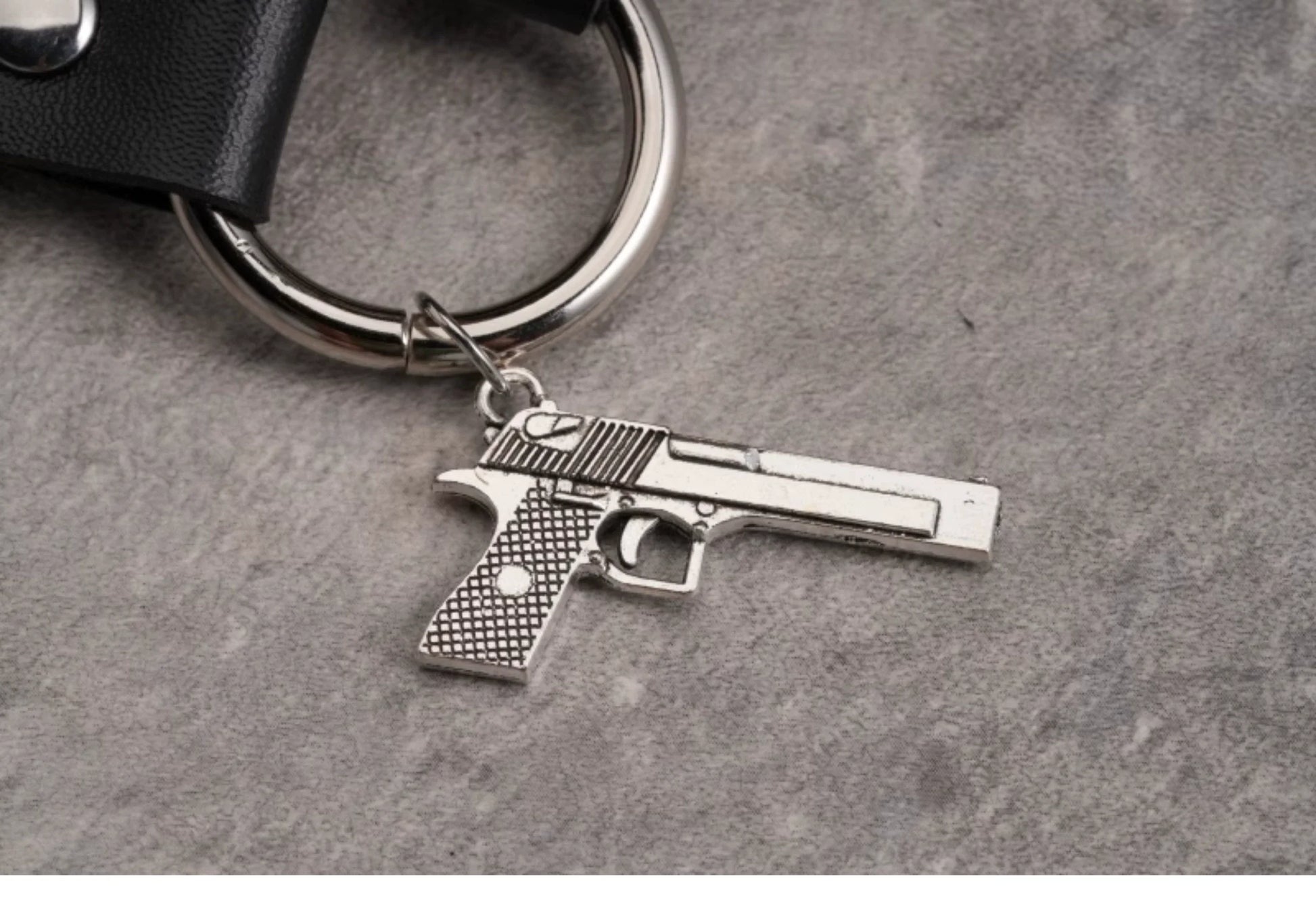 Strange Sugar - Gothic Lolita Choker Faux Leather Heart Pendant Necklace