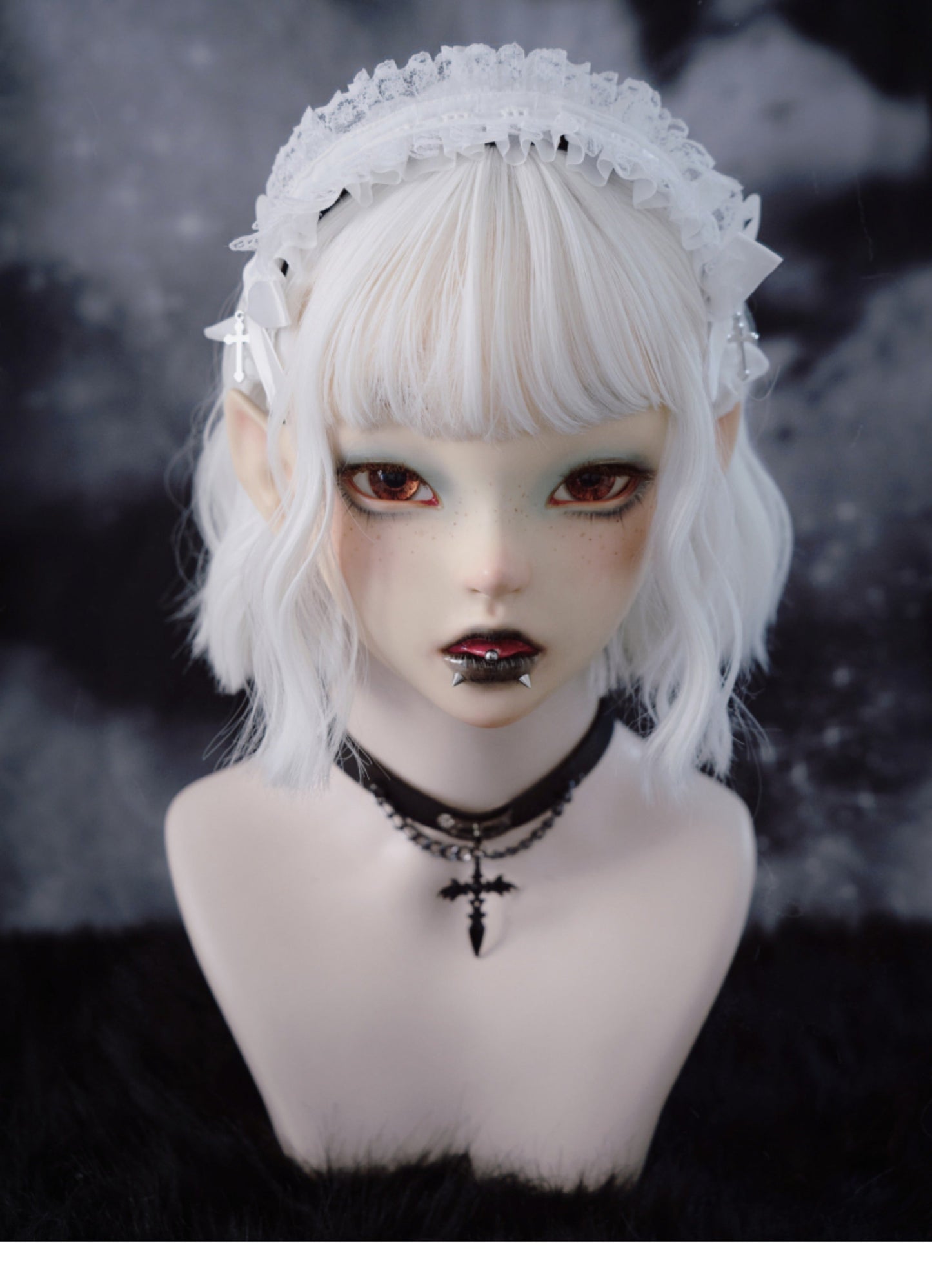 Strange Sugar - Gothic Lolita White Ruffle Hairband