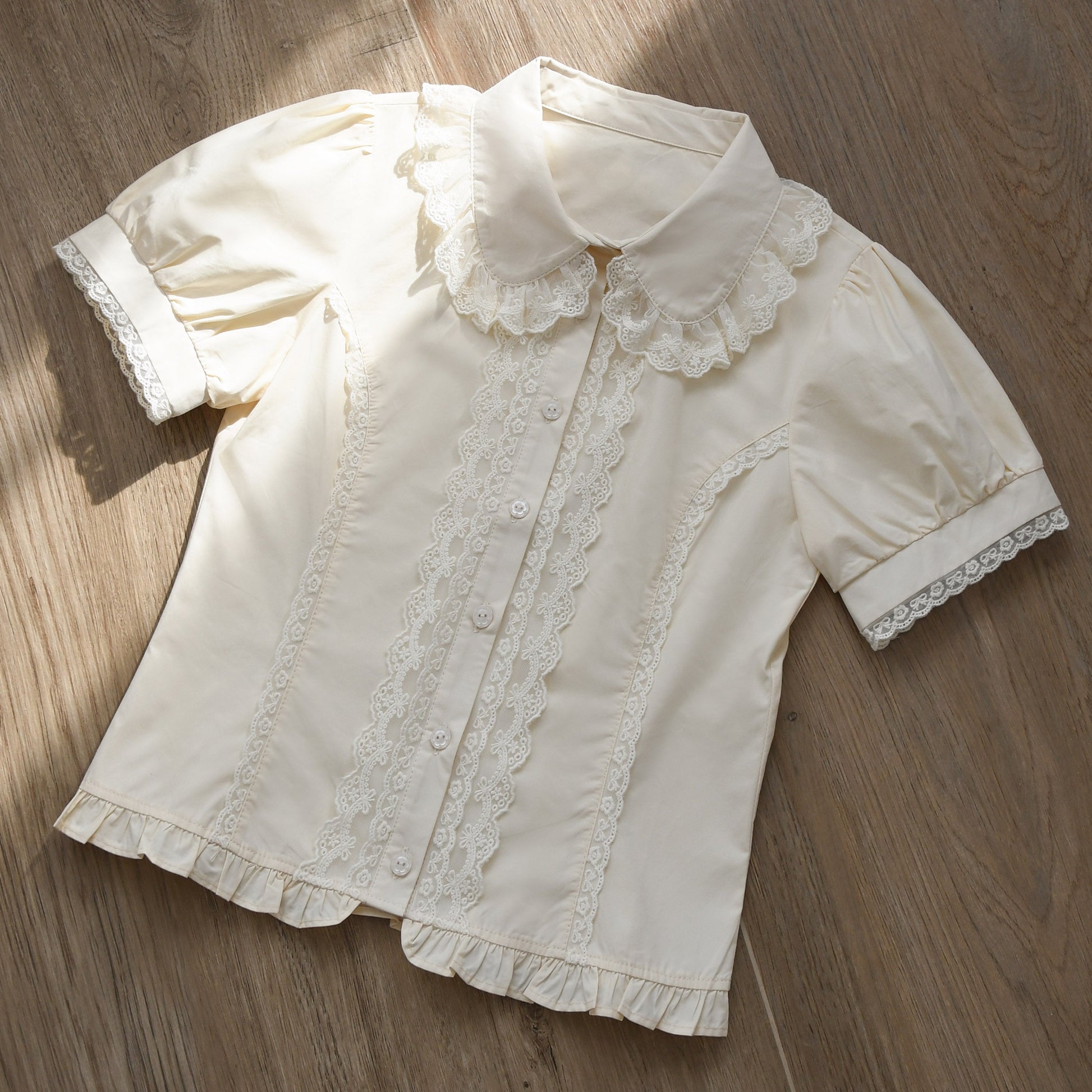 MIST - Lily - Cotton Retro Lolita Blouse with Lace Ruffles and Short Sleeve