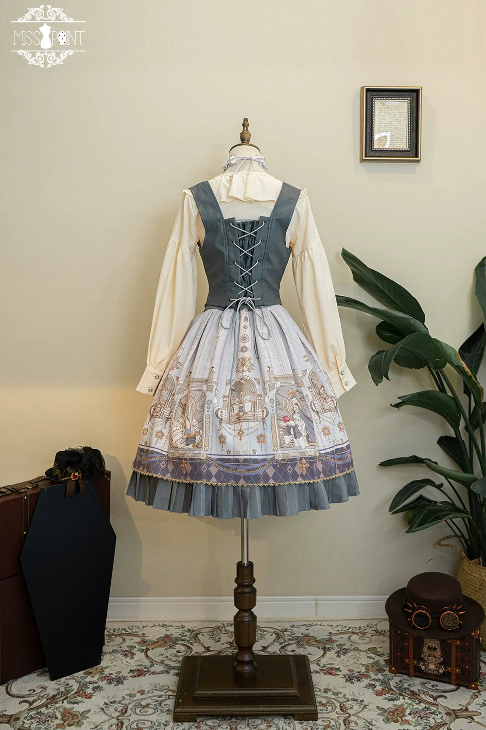 Miss Point - Demon Hunting Notes - Gothic Lolita Cross Print Short Skirt