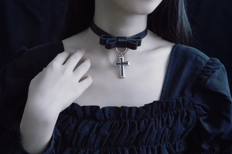 Strange Sugar - Gothic Lolita Cross Leather Choker