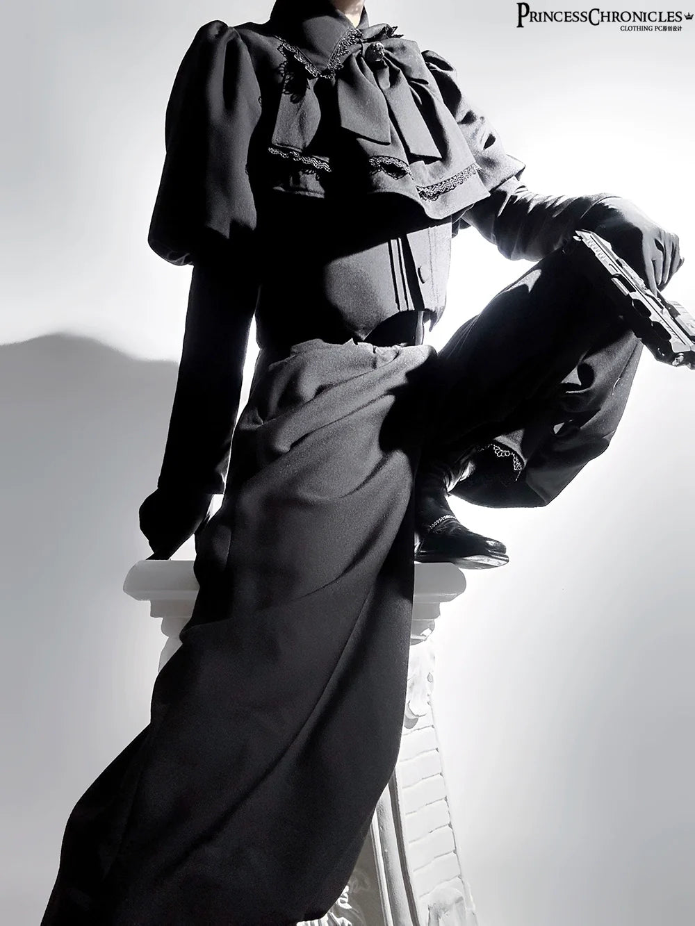 Princess Chronicles - Sorcerer's law - Retro Gothic Lolita Coat Black Ninth Pants