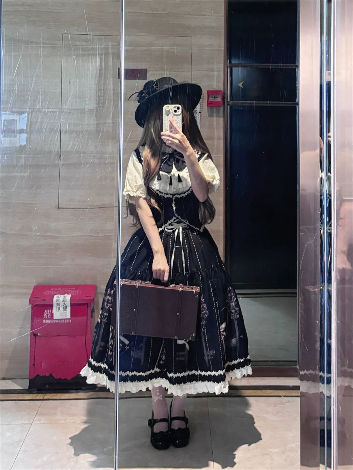 Uncle's Workshop - Secret Key - Classic Lolita Dress Suit, Key Print