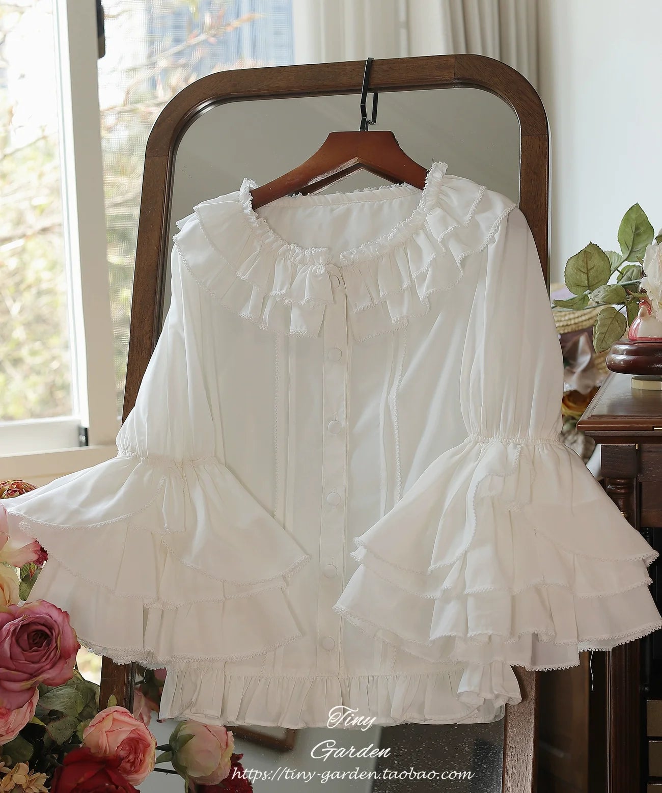 Tiny Garden - Summer Breeze 2.0 - Vintage Lolita Shirt Round Ruffled Collar/Princess Sleeves