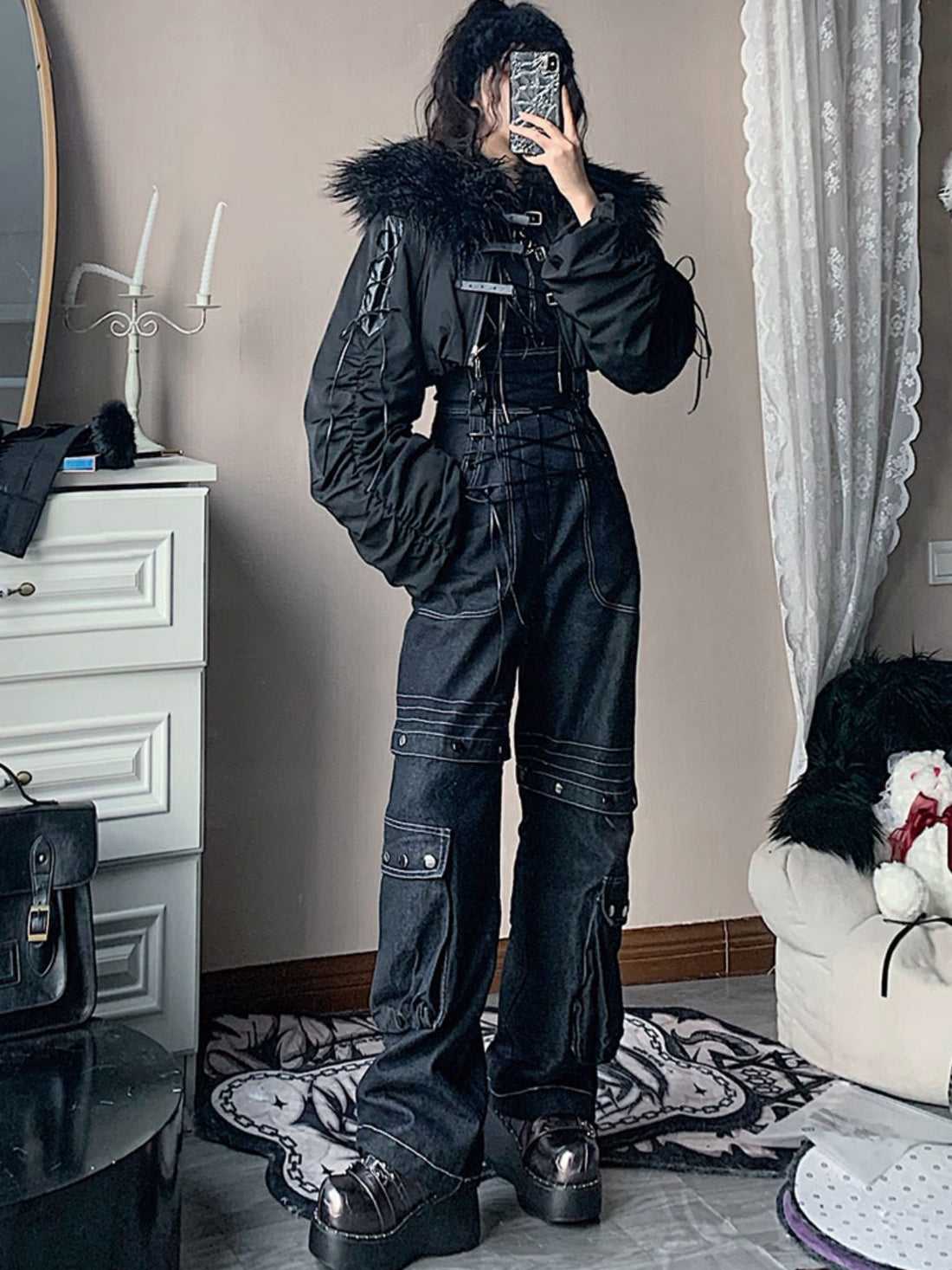 Lace-up style suspender jeans