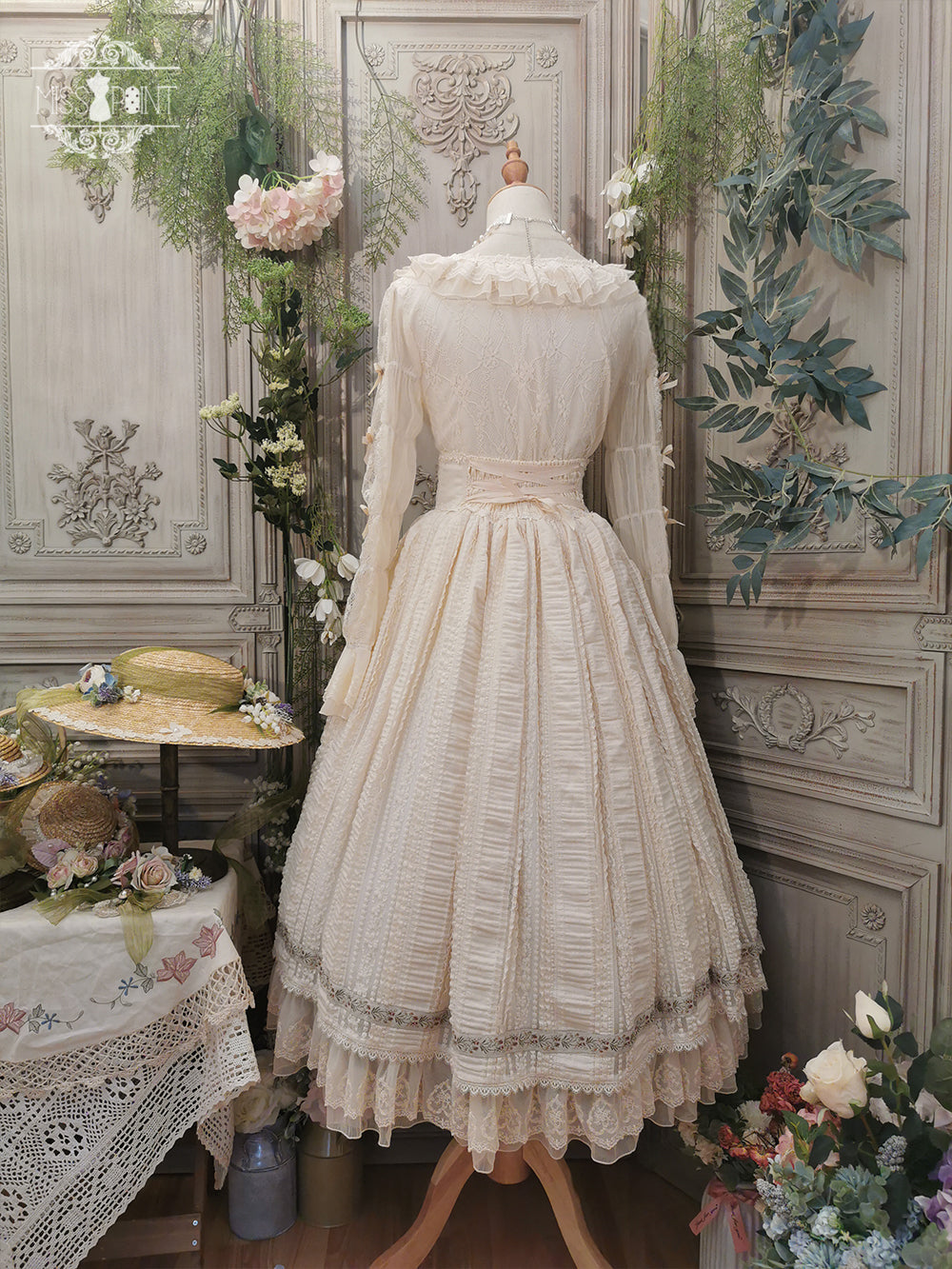 Miss Point - The Sally Gardens - Lotus Root Sleeve Lolita Blouse