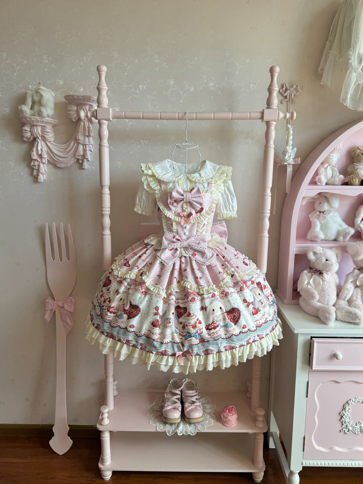 Sweet Dreamland - Bunny Party - Printed Sweet Lolita JSK, Bow Trailing